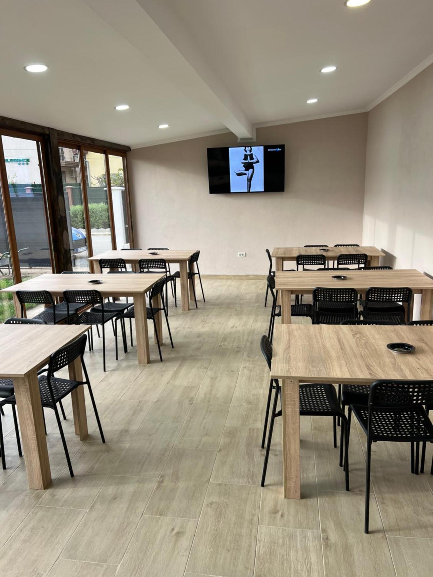 Pensiunea Riviera كوستِنيست المظهر الخارجي الصورة