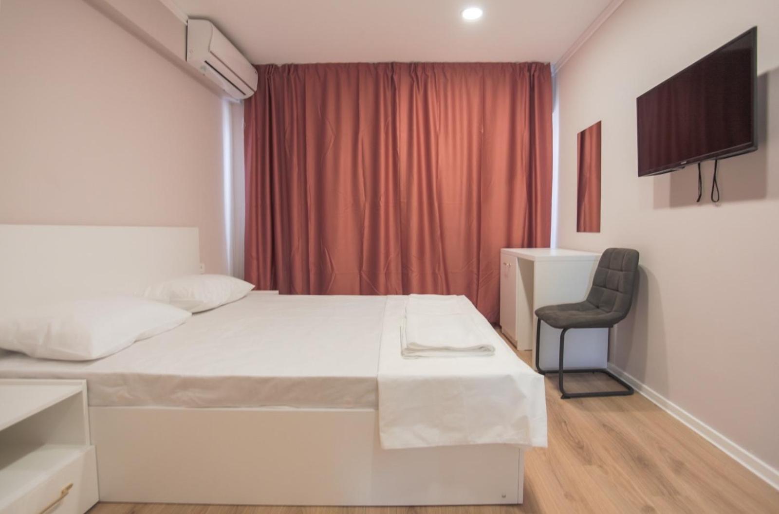 Pensiunea Riviera كوستِنيست المظهر الخارجي الصورة