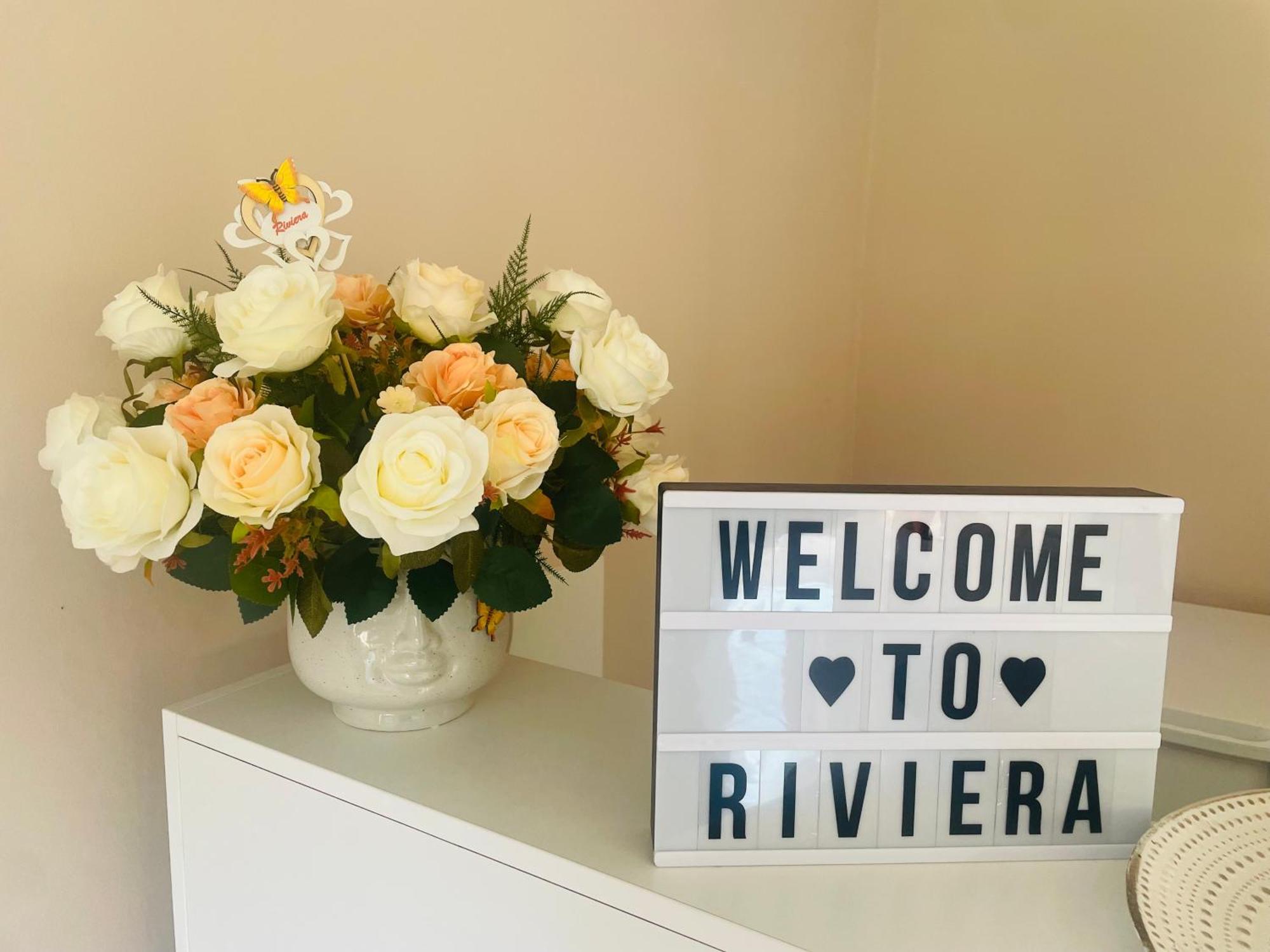 Pensiunea Riviera كوستِنيست المظهر الخارجي الصورة